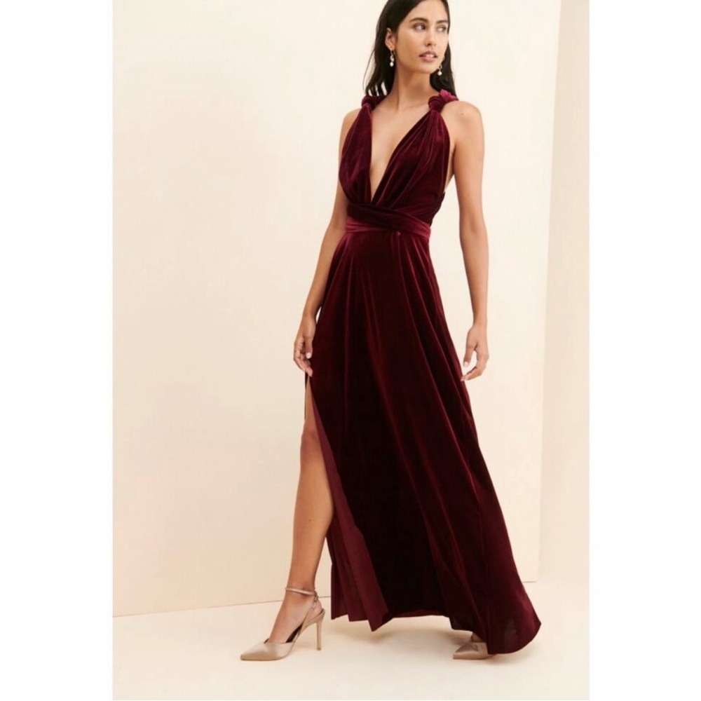TWOBIRDS WINE RED VELVET SLIT DRESS